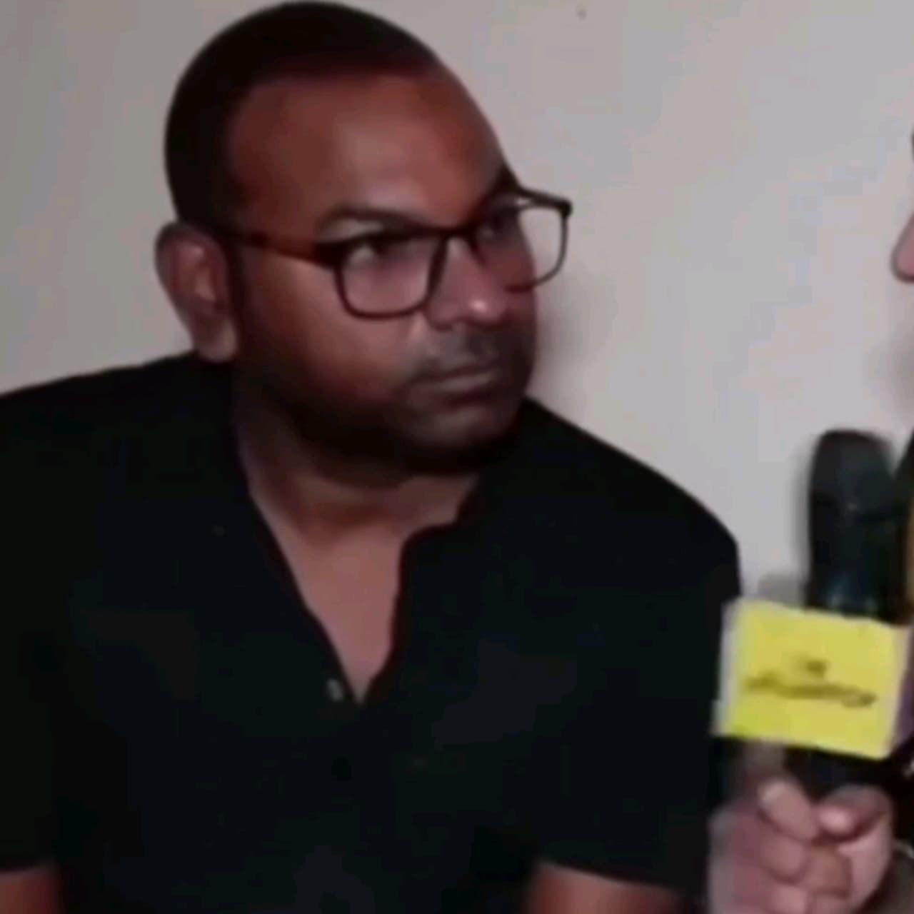 Khao maa kasam meme template