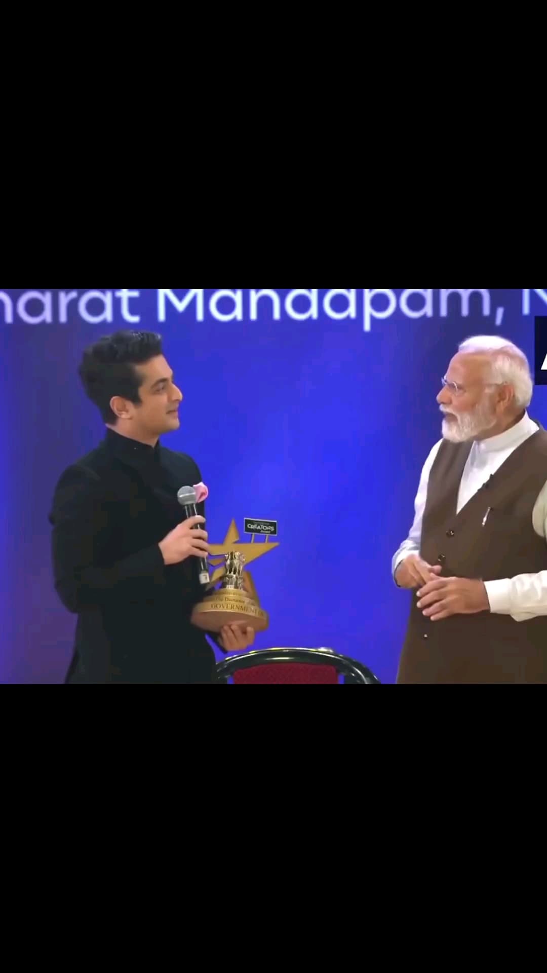 Ranveer meets pm modi meme template